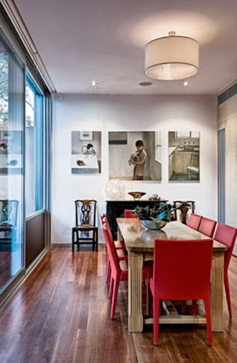 Sporthallen utrustas med stolar - Barometern